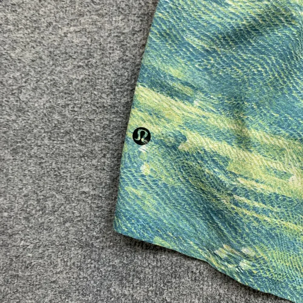Lululemon Swim Shorts Mens Large Pixel Hawaiian Shift Channel Cross Lined Trunks
